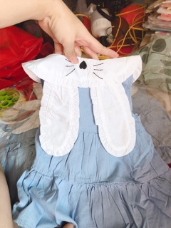 Váy bò tai thỏ bé gái