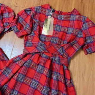 Váy kẻ Vintage