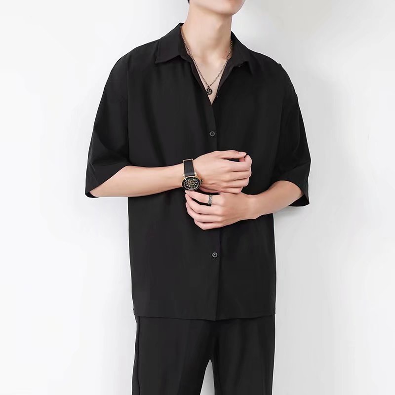 Áo Sơ Mi Tay Lửng Vải Lụa Lạnh Mỏng Màu Đen 4 Màu Tùy Chọn Phong Cách Nhật Bản Thời Trang Mùa Hè Cao Cấp Cho Nam