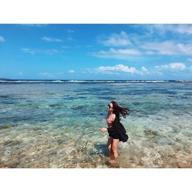 Áo kimono trơn đen-trắng choàng đi biển, áo choàng bikini