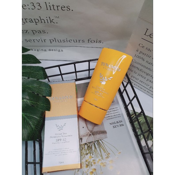 Kem chống nắng tinh chất trà xanh Tenamyd Green Tea Protective Sunscreen SPF42 PA++ kiềm dầu cho da