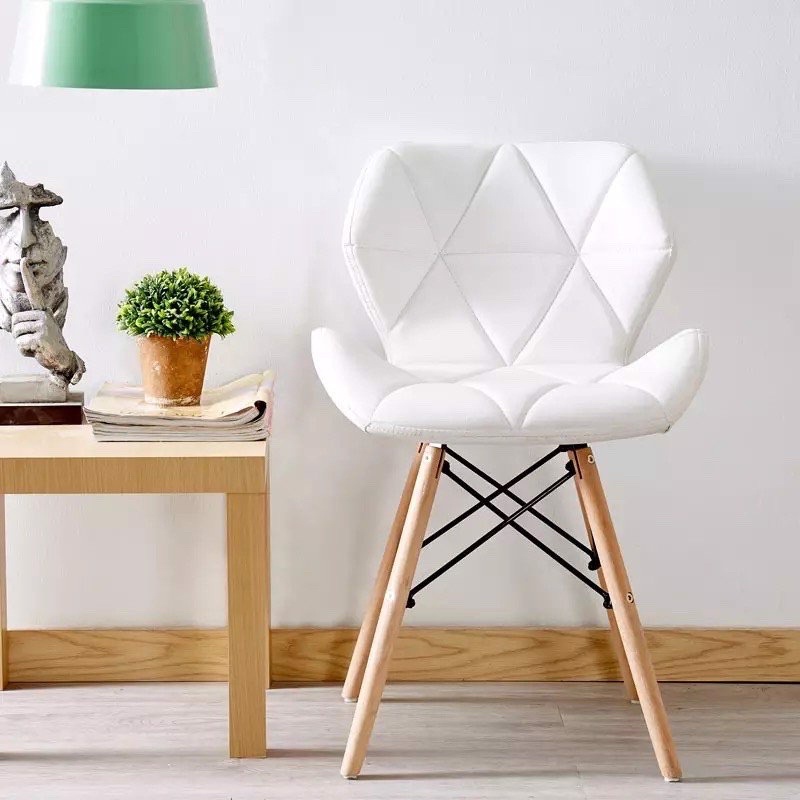 Ghế đệm Eames tam giác chân gỗ đan -ghế làm việc tựa cánh bướm