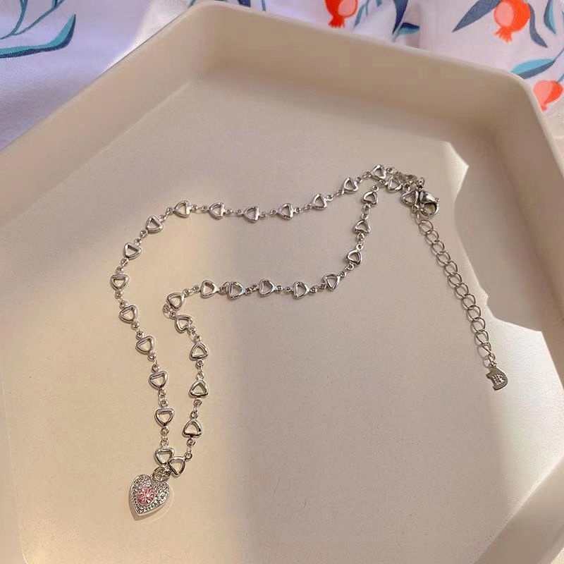 Vòng Cổ Choker Mặt Trái Tim Đính Đá Thời Trang Dành Cho Nữ