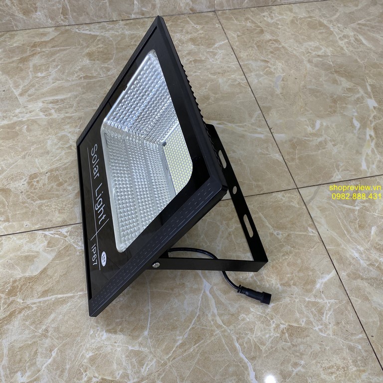 Đèn pha năng lượng mặt trời 300w cao cấp siêu sáng siêu bền, chống nước chống bụi