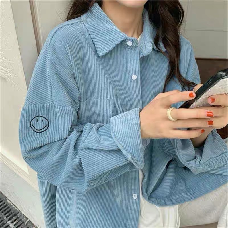 Áo sơ mi nhung tăm nam nữ thêu hình mặt cười form rộng phong cách Hàn Quốc SIB093