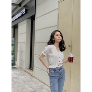 Áo len lỗ cúc ngực dáng ngắn SA153 1994closet