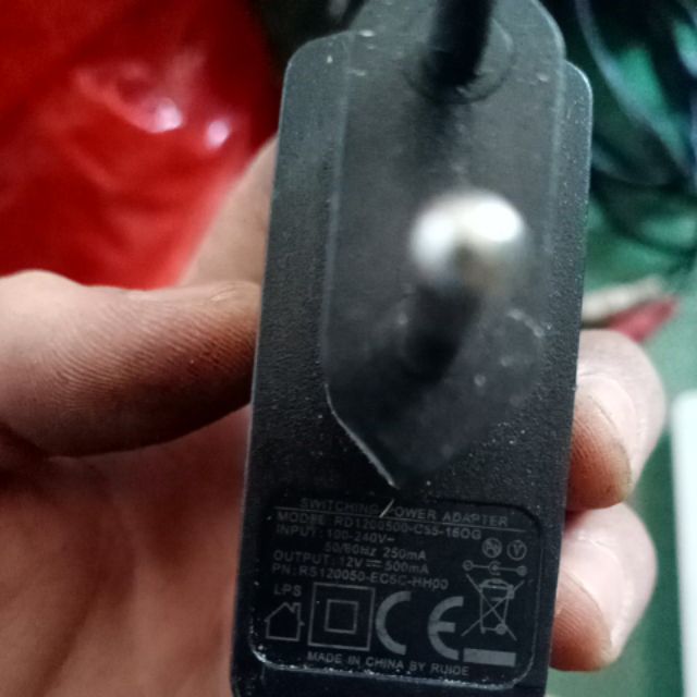 Nguồn Adapter9v 12v-1a & 1.5a & 2a và 0.5a đã qua sử dụng , ổn định | BigBuy360 - bigbuy360.vn