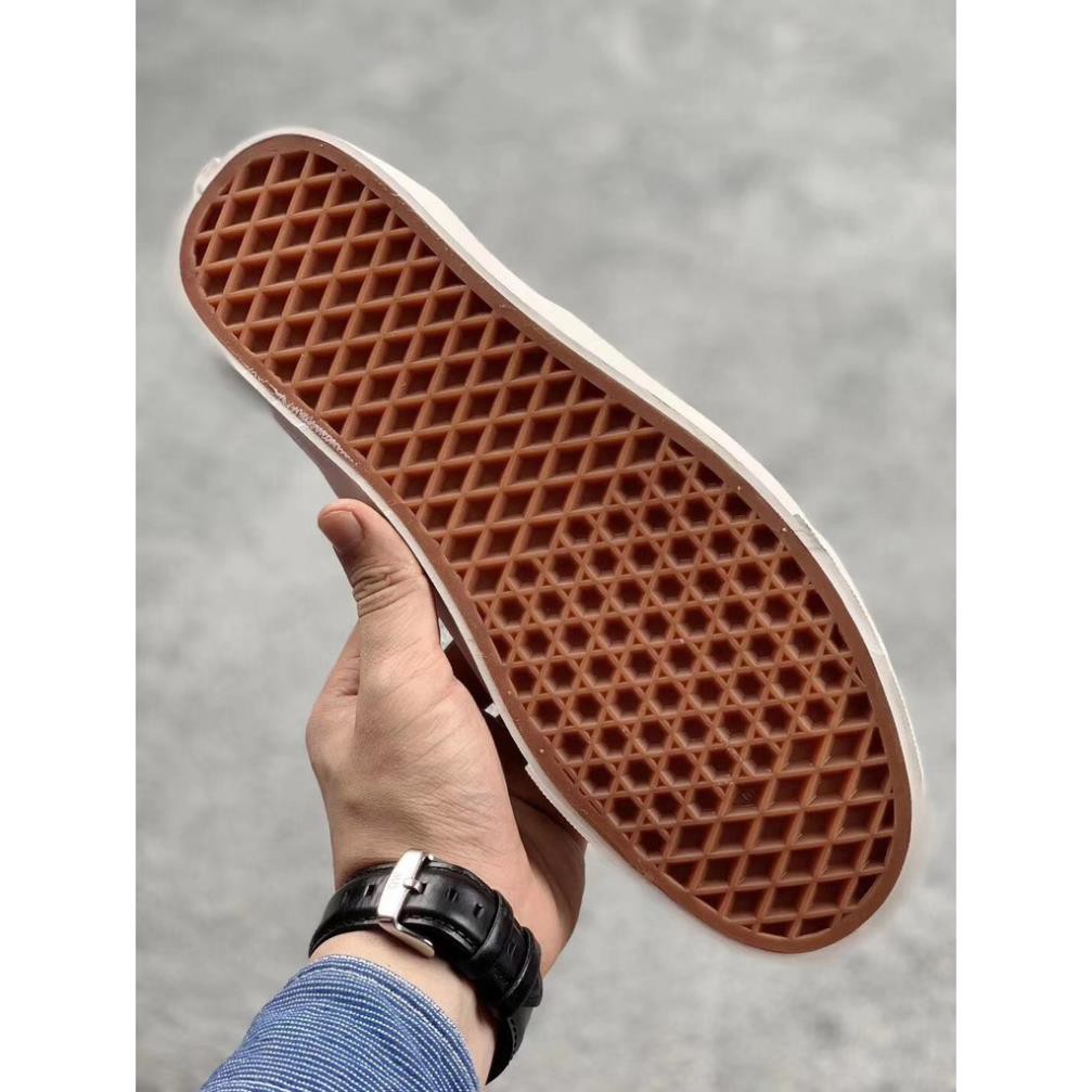(Xả Hàng Đón 2020). Giày Vans vault Slip On Black&White chính hãng 100% : ⁸ :; ` ' . ' & !