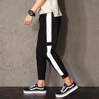 QUẦN JOGGER SỌC TRẮNG CÁ TÍNH