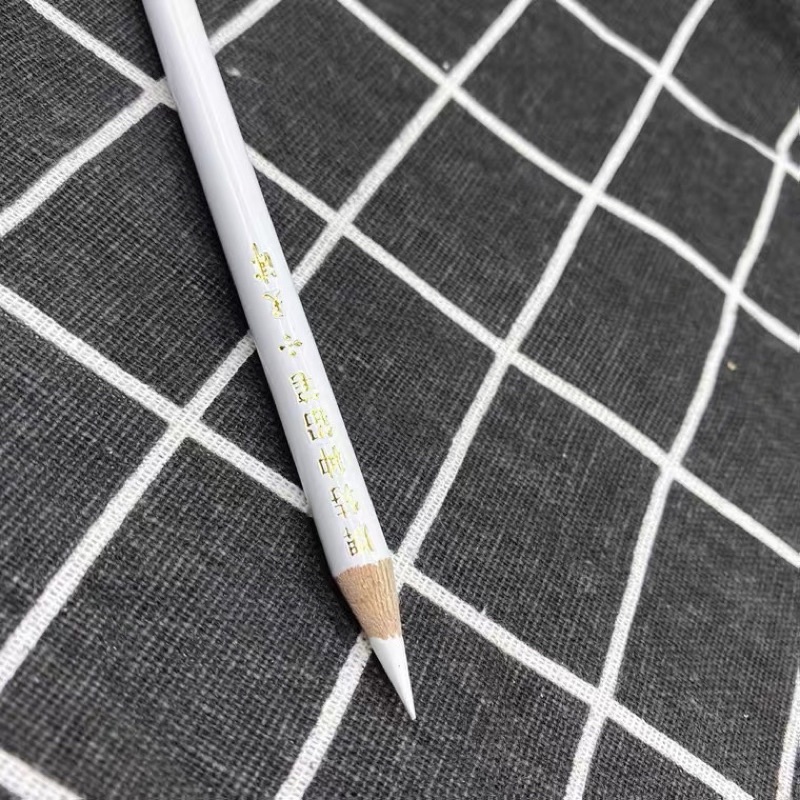 Bút chấm đá nail