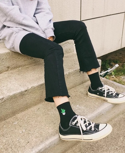 Tất Icon thêu siêu ciu - ảnh thật