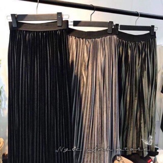 Chân váy nhung xếp ly dáng dài