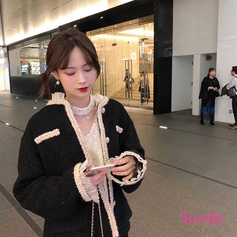 Áo Khoác Tay Dài Cổ Tròn Phối Ren Kiểu Pháp Thời Trang Mùa Đông Cho Nữ