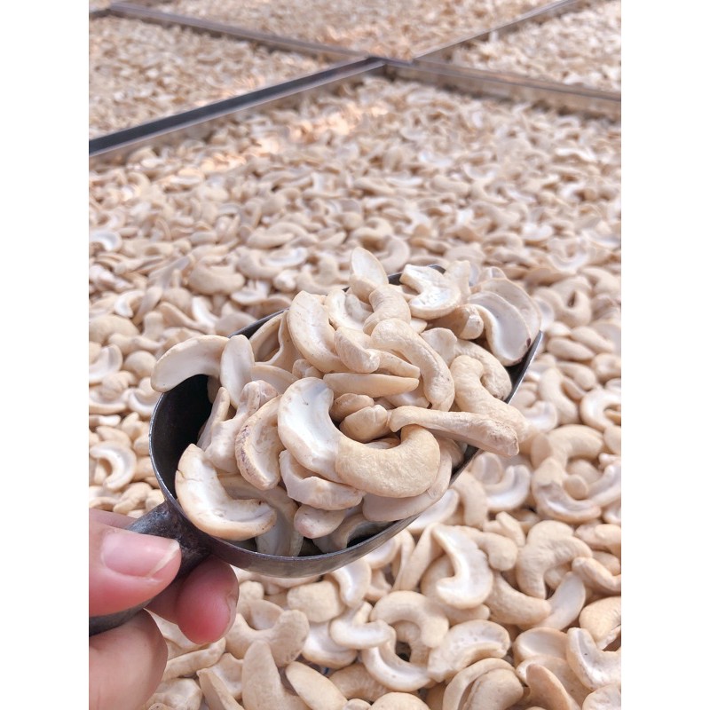 HẠT ĐIỀU SẤY NGUYÊN VỊ KHÔNG LỤA VỠ ĐÔI