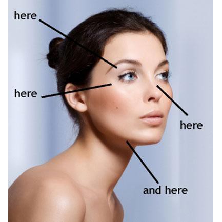 Phấn bắt sáng Catrice High Glow Mineral Highlighting Powder Đức [CHÍNH HÃNG] | BigBuy360 - bigbuy360.vn