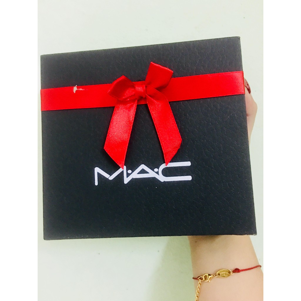 Set son quà tặng 2 thỏi M.A.C ( ảnh do shop chụp)