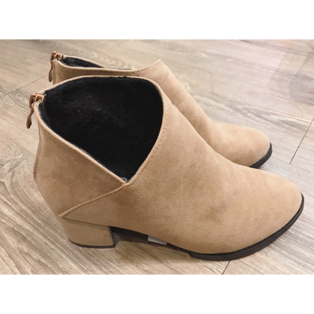 Boot da lộn nâu be sáng