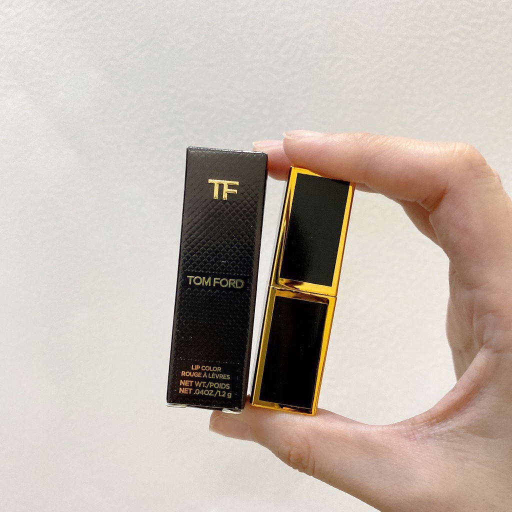 TF Son Môi Dưỡng Ẩm Vỏ Màu Vàng Đen 15-80 1.2g