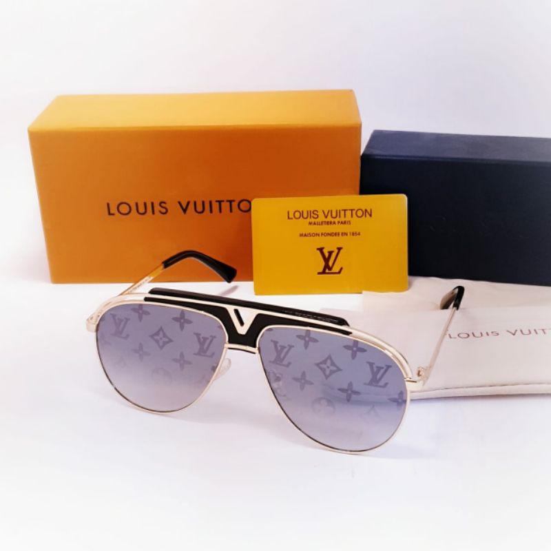 Kính Mát Louis Vuitton Chất Liệu Thép Không Gỉ Loại 22208 Cao Cấp Cho Nữ