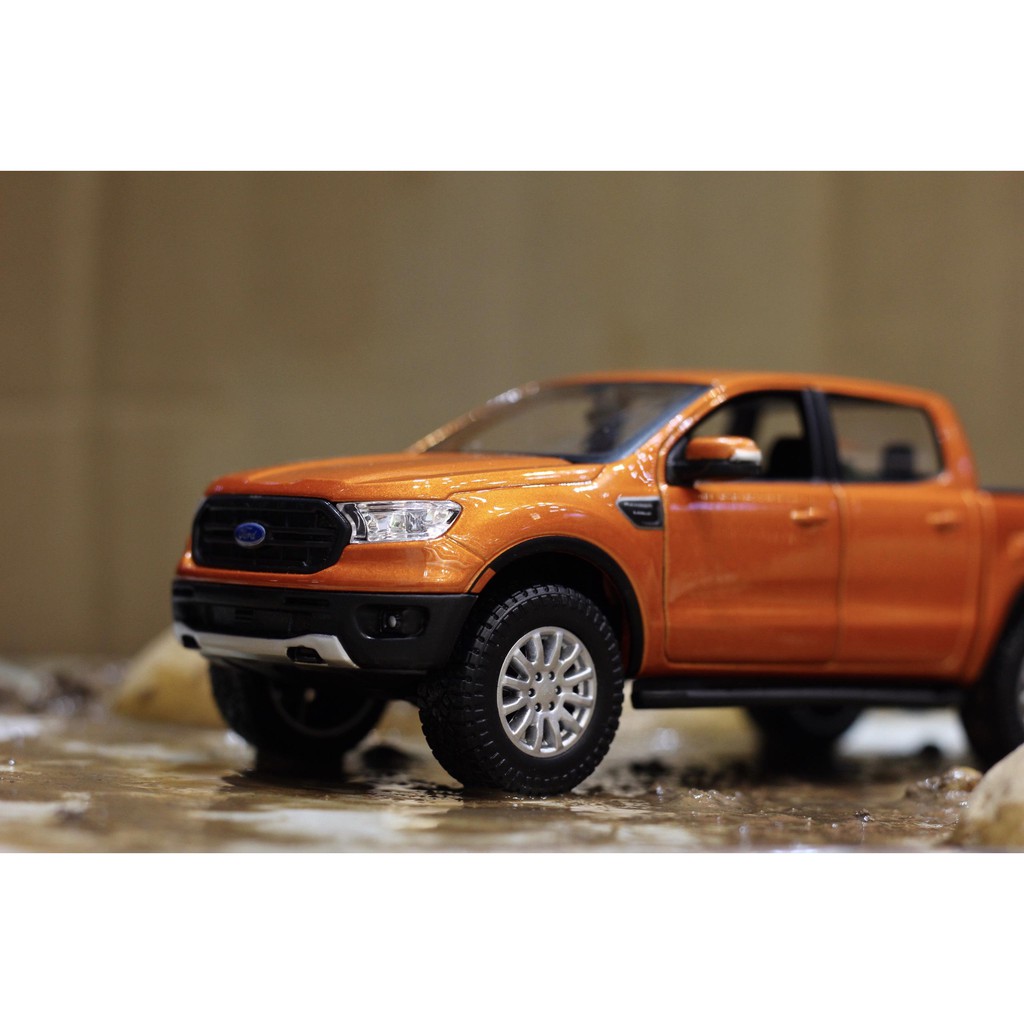 MÔ HÌNH XE FORD RANGER 1:27 MAISTO