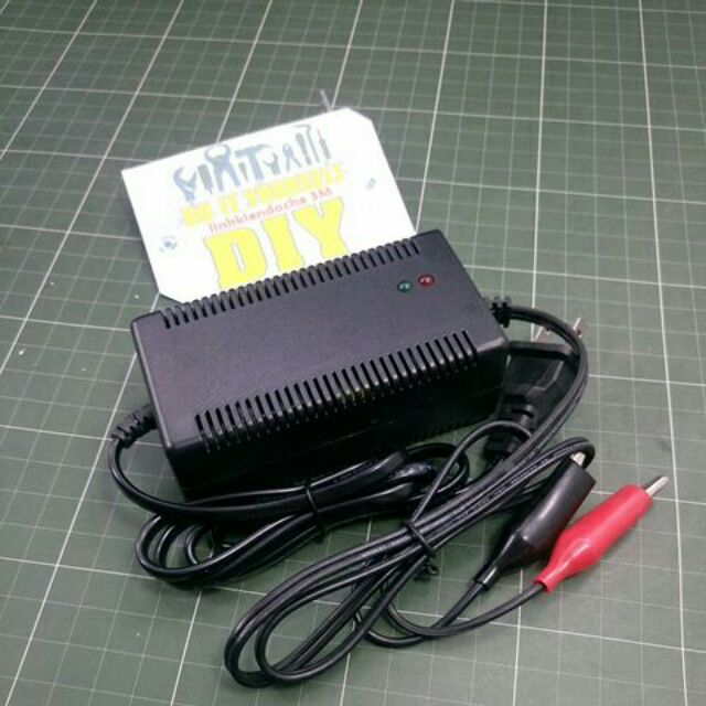 bộ sạc qcquy tự ngắt 12v bình 50ah