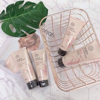 Sữa rửa mặt gạo the face shop