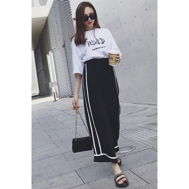 Set áo thun ngắn tay cổ tròn + quần dài ống rộng thời trang cho nữ | BigBuy360 - bigbuy360.vn