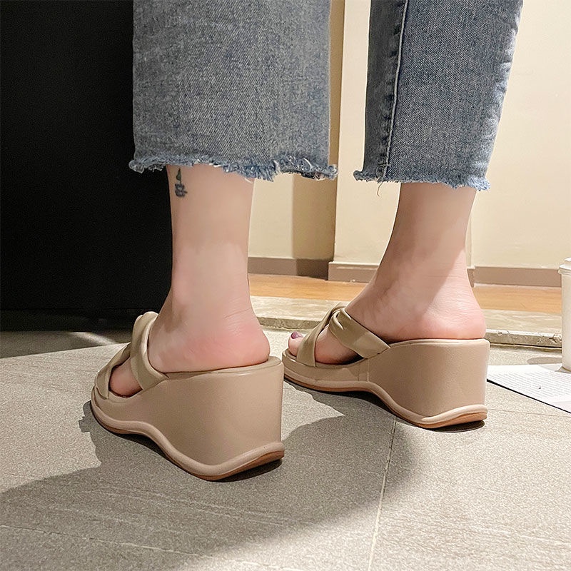 Dép Sandal Đế Xuồng Mềm Thời Trang Dành Cho Nữ