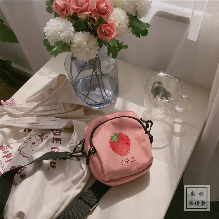 Túi đeo chéo mini fruit 4 màu sắc trái cây dâu bơ cute