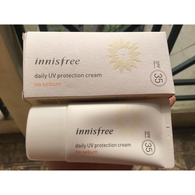 Kem chống nắng no sebum innisfree