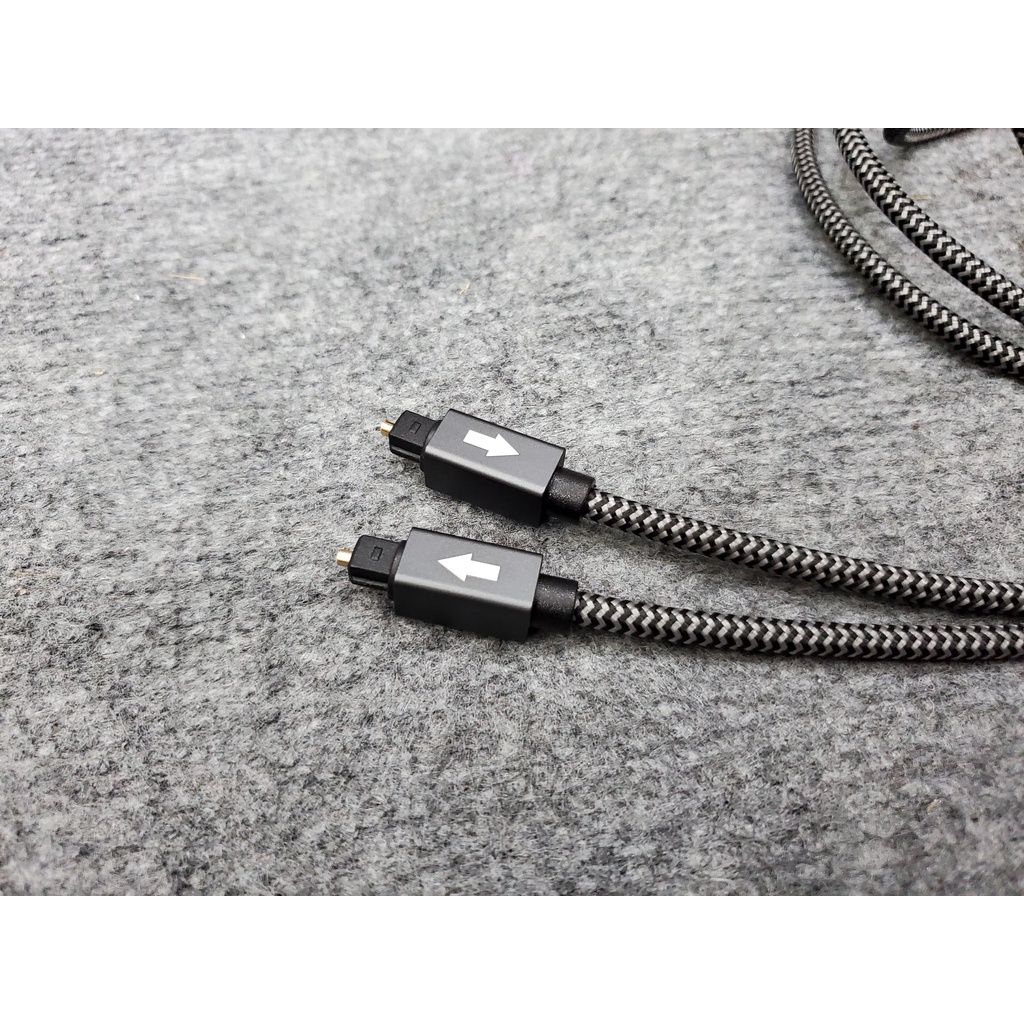 Dây quang học Optical Ultralink Canada Cao Cấp.