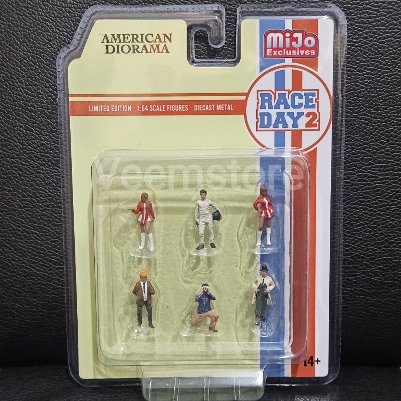Mô Hình Xe Hơi Diorama Race Day2 AD76472MJ Tỉ Lệ 1:64