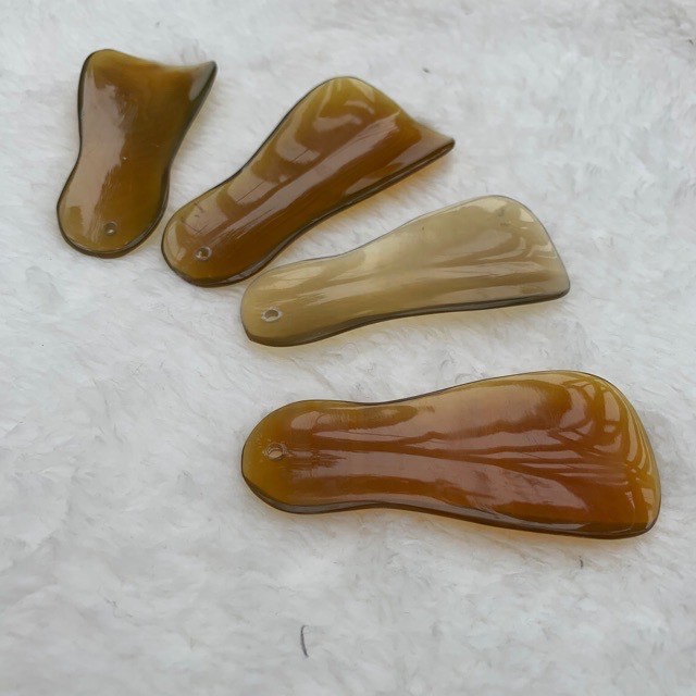 Đón Gót Giày Được Làm Từ Sừng Trâu Tạo Thành,Móc Chìa Khóa Tiện Lợi Khi Sử Dụng.