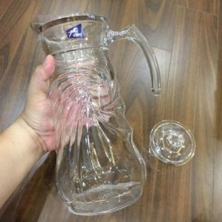 Bình uống nước chịu nhiệt thuỷ tinh trong suốt 2lit