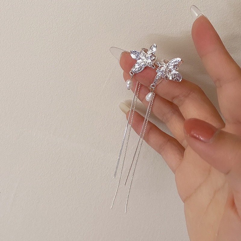 Khuyên Kẹp Vành Tai Dáng Dài Hình Bướm Đính Ngọc Trai Thời Trang Cho Nữ