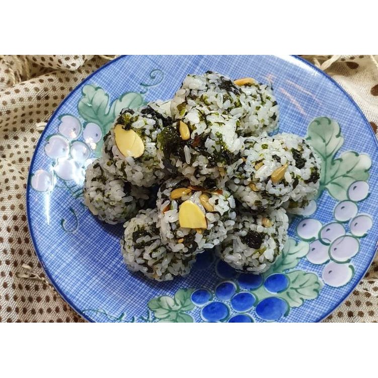 Rong Biển Vụn Làm Cơm Trộn