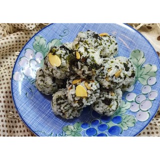 Rong Biển Vụn Làm Cơm Trộn
