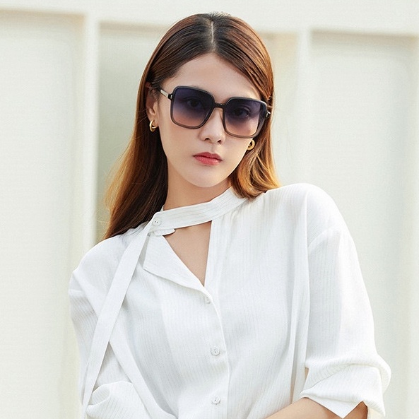 FREESHIP】Kính Mát nữ gọng vuông lớn -đi biển đi nắng siêu chất chống tia UV-thời trang màu gradient Phong Cách Âu Mỹ