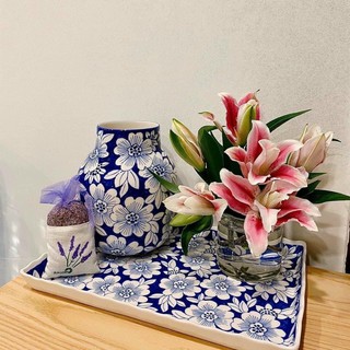 Lọ hoa vẽ tay trang trí siêu hot kèm khay Bát Tràng