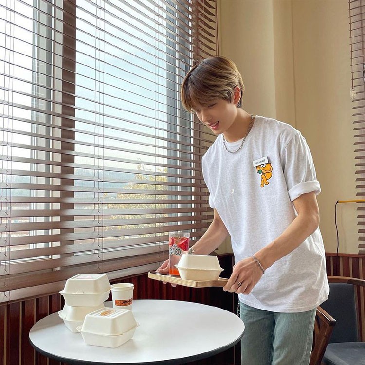 Áo phông Cafe 7 DREAM giống NCT DREAM