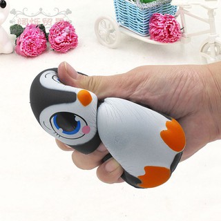 đồ chơi SquiShy chim cánh cụt mập