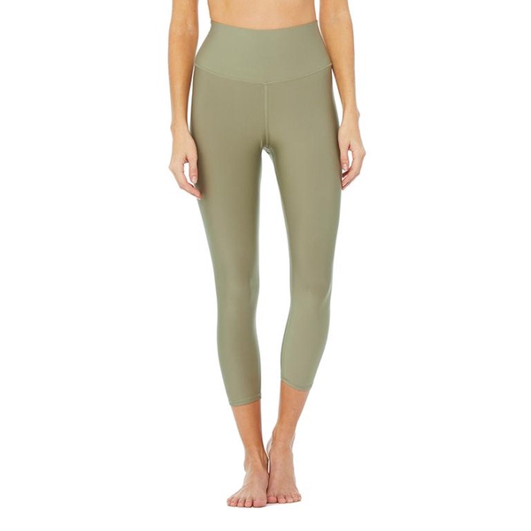 Quần lửng Yoga thun trơn bóng Just Feel Free