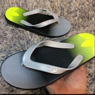 Tông kẹp adidas