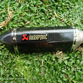 Pô độ Akrapovic carbon