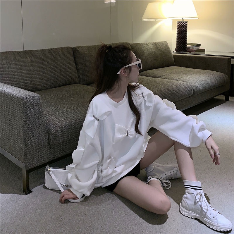 Áo sweatshirt cổ tròn dáng rộng trang trí nơ màu trắng thời trang thu đông Hàn Quốc 2021 cho nữ | BigBuy360 - bigbuy360.vn