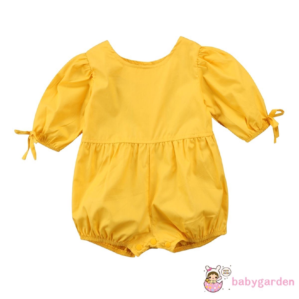 Bộ đồ liền thân tay bồng cổ tròn dễ thương cho bé gái