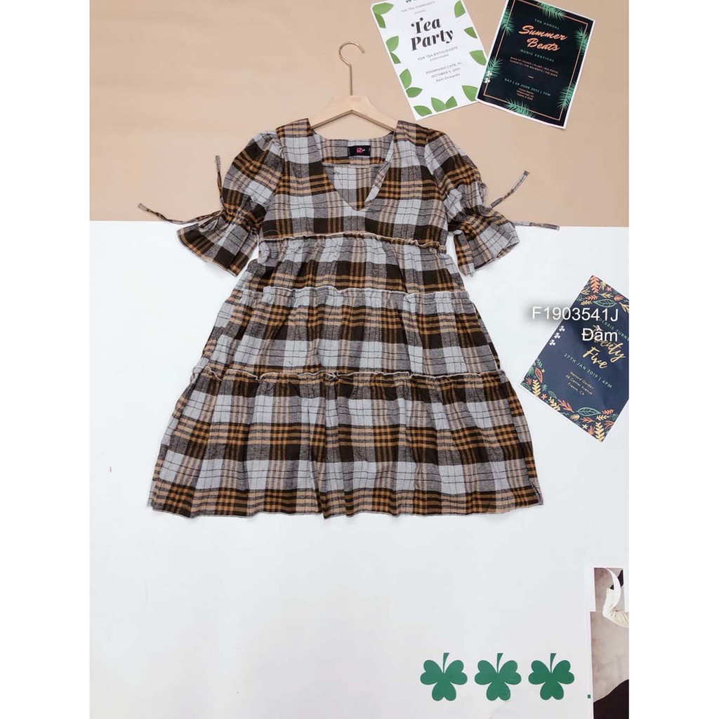 Đầm babydoll kẻ caro cổ tim tay lửng bo thắt nơ!