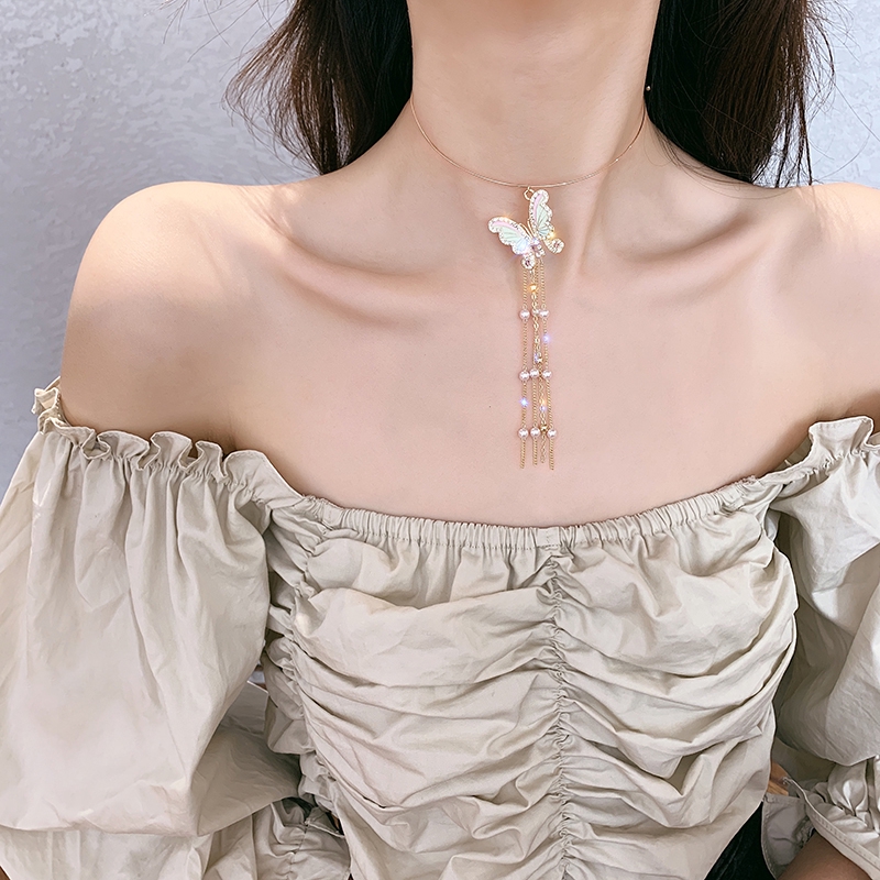 Vòng Cổ Choker Hình Bướm Đính Ngọc Trai | BigBuy360 - bigbuy360.vn