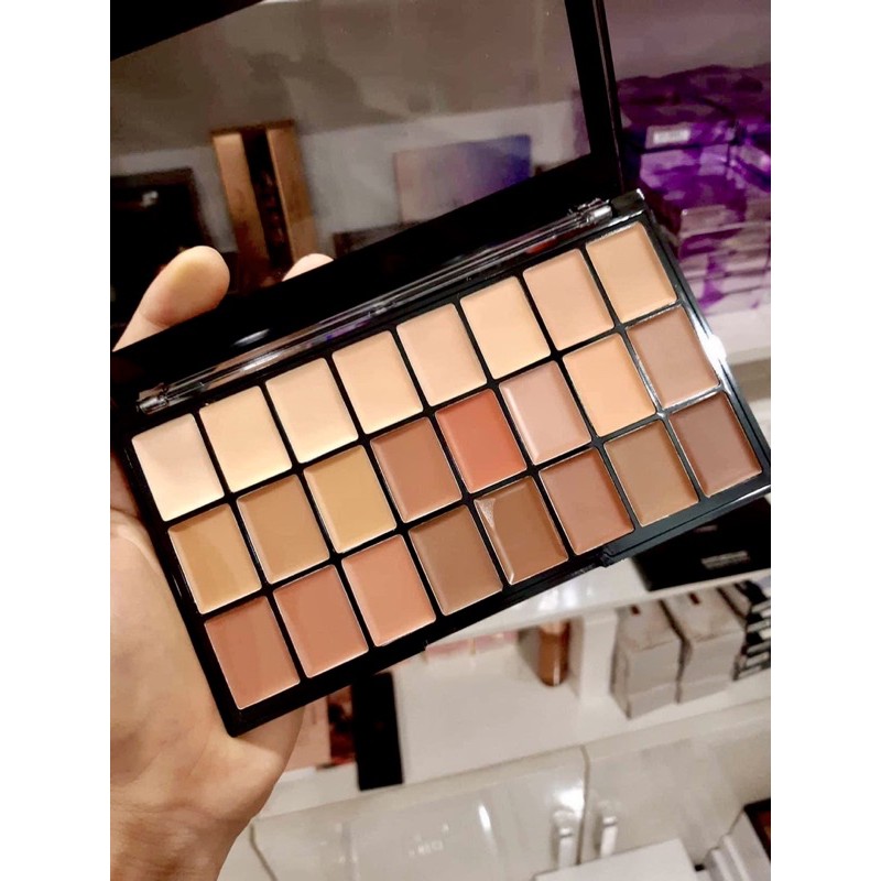 Bảng kem nền che khuyết điểm revolutionpro đa năng. | BigBuy360 - bigbuy360.vn