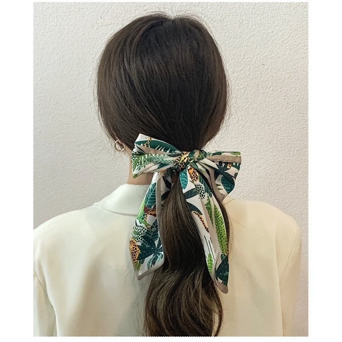 Khăn choàng cổ xinh hoạ tiết rừng nhiệt đới